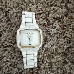 Nixon Women's Watch in White and Gold